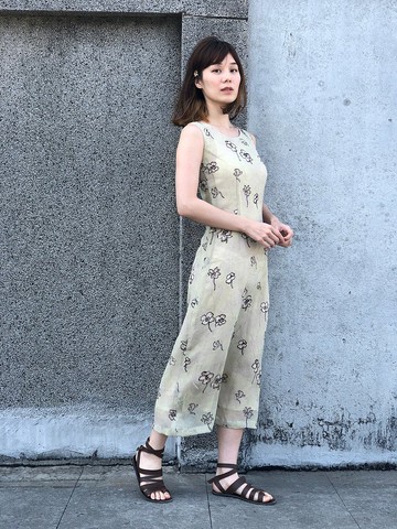 小花朵朵飄無袖長洋裝