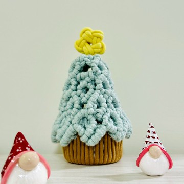 【手工製作】鉤針聖誕樹 耳環陳列 聖誕擺設 附聖誕燈串１條