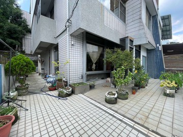 太平區大面寬10米大地坪三車雙拼花園別墅｜台中市太平區光興路