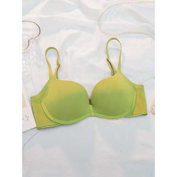 日系內衣女小胸聚攏薄款大胸顯小防下垂上托軟鋼圈光面無痕文胸罩