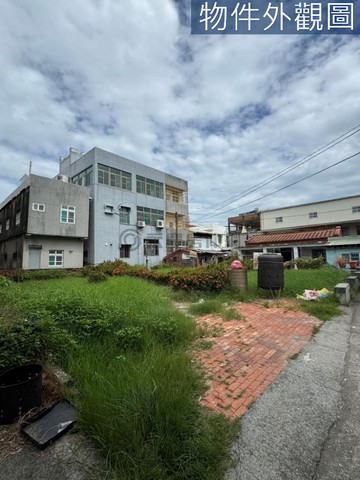 永安區市中心近國小方正美建地｜高雄市永安區永華段