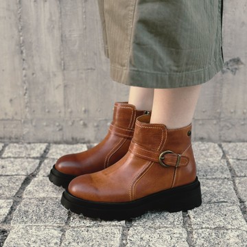 一字眉厚底短靴-暮色棕。波波娜拉Bubble Nara。NADY06