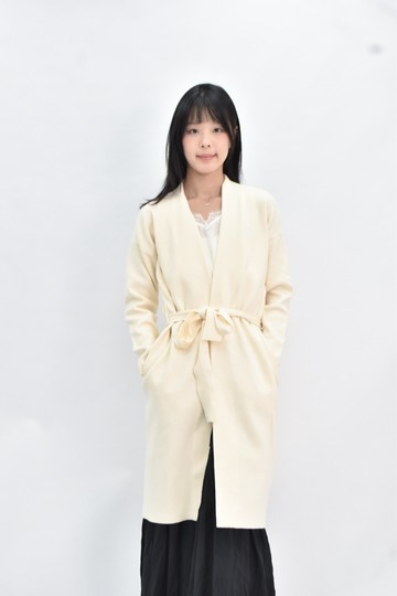 (M) uniqlo 長袖杏色罩衫