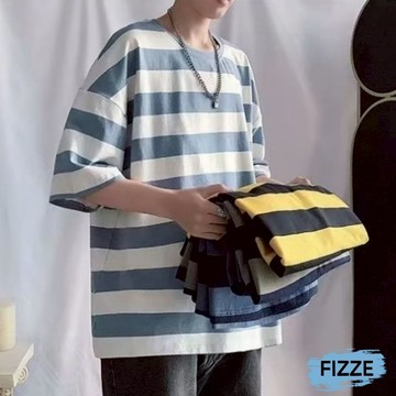 M~8XL大尺碼 短袖T恤 潮流ins簡約條紋上衣 經典條紋 圓領上衣 半袖上衣 T恤 ATKT857【FIZZE】