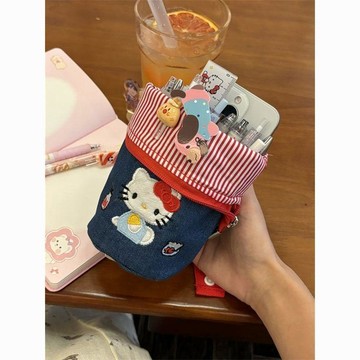 ✨元氣新品✨可愛水桶kitty刺繡筆袋手提包便攜手機包化妝刷收納月事包精緻VAUD