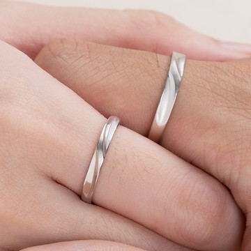 MARIGOLD 情侶對戒禮盒-光與霧可調式戒指-女款-銀X1 + 男款-銀X1