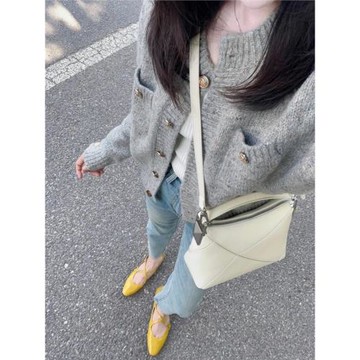 小香風灰色針織開衫女2024新款秋冬高級感慵懶軟糯毛衣外套上衣服