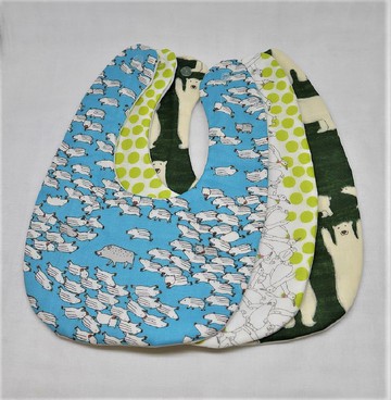 幸運袋// 1 個單元中 3 個圍兜