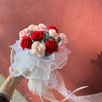 情人節首選小玫瑰花束  編織花 鉤織花 針織花 畢業花束七夕