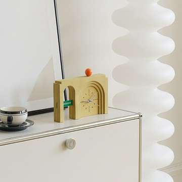 【含稅/免運】 桌面時鐘擺件客廳玄關創意擺臺式座鐘家居電視柜裝飾品