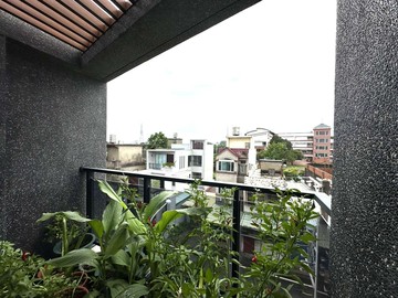 湖口老街電梯透天別墅｜前庭院｜大平面車位｜新竹縣湖口鄉八德路二段