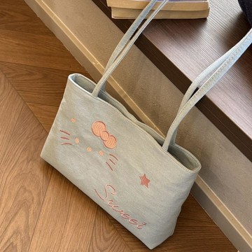 大容量托特包牛仔刺繡單肩包大容量手提包單肩新款托特可愛學生包包肩背包 腋下包 通勤包 上班包 通勤包 女生包包