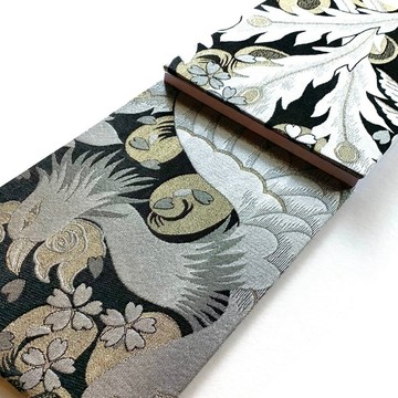 『銀白鳳凰』 B5 展開式朱印帳 展開式朱印帳 金襴織物朱印帳 鳳凰 鳳凰紋 櫻花 金襴布料 桐生織物