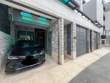 首購首選｜仁武運動公園臨路輕屋齡車墅～2080｜高雄市仁武區八德一路