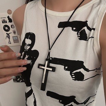 【台灣公司 可打統編】免運 暗黑復古木質十字架吊墜項鏈小眾設計友朋哥特風choker鎖骨鏈飾品 可開發票 全館五折 工廠現貨直銷 新品特價 z9211