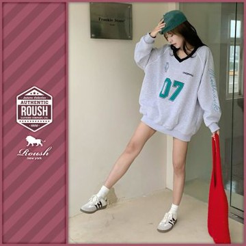 Roush 女生美式校園風大口袋V領衛衣(9052)