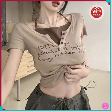 🌺假兩件上衣🌺美式複古掛脖V領短袖假兩件女夏季新款ins辣妹字母印花短款上衣潮 Y0IM