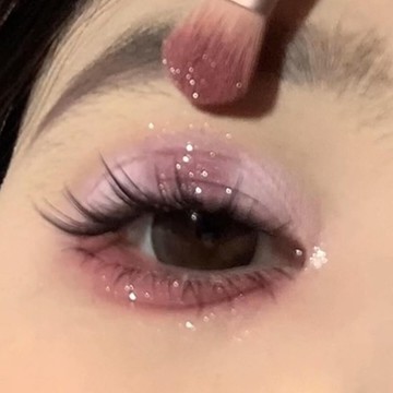 臺灣/✨眼妝  眼影盤 妝容清冷芋泥紫碎鑽截斷!低飽和嫵媚氛圍感日常百搭氣質4色微醺眼影