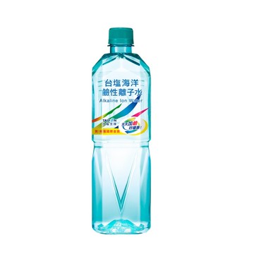 台鹽海洋鹼性離子水Pet850ml**隨機出貨不挑款，以實際出貨為準。**