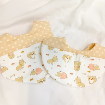 科基日常。不壓邊圍兜 (可繡名字)