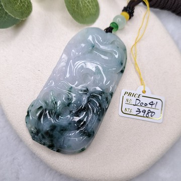 逸品軒~天然緬甸玉A貨-D0041-冰糯紫底飄蘭花龍墜子 長72.3mm寬36.3mm厚8.8mm 寓意「步步高升」