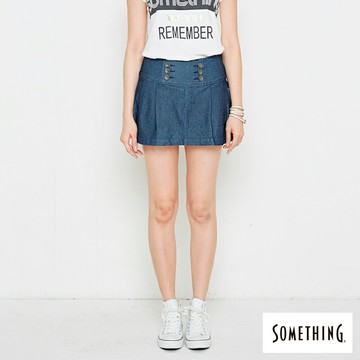 SOMETHING 女款 排釦高腰牛仔短褲 (心機前片假裙設計)  (原藍色)