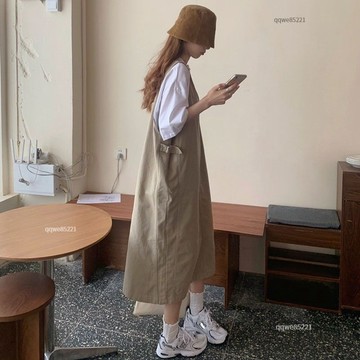 【台灣出貨】大尺碼女裝 胖MM大碼女裝2-300斤寬鬆顯瘦遮肚背帶連衣裙兩件套韓版鹽係夏季 女生套裝 女生洋裝 連身裙