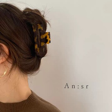 An:sr—「韓系 歐膩 髮夾」琥珀 玳瑁色 韓 氣質 髮夾 髮式 抓夾 鯊魚夾E0010