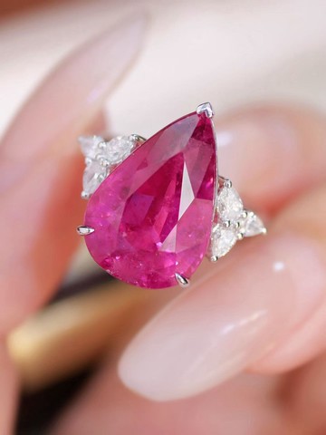 盧比萊紅碧璽戒指  8.45克拉