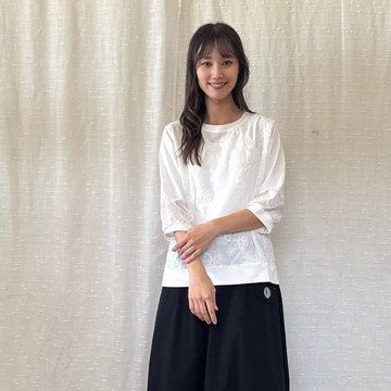 日系優雅蕾絲拼接上衣