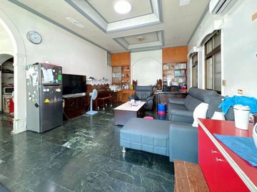 岡山⭐️空軍官校旁大地坪三角窗金店住⭐️｜高雄市岡山區協德街