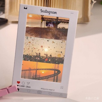🌸花花專區🌸華晨宇 小卡 火星人 華晨宇日出演唱會書簽ins風照片框畢業季禮物紀念創意生日禮物書 AOZJ