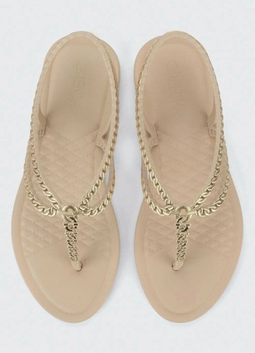 Grendha 巴西人字拖 女款 celebra 奶茶 涼鞋 夾腳拖 海灘鞋【南風百貨】