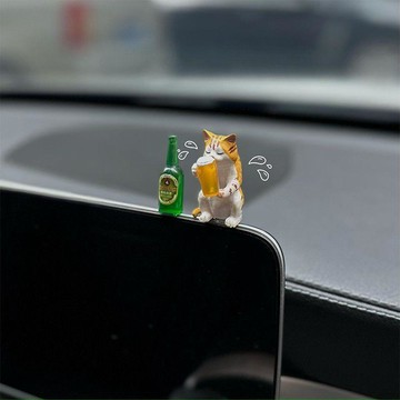 高顏裝飾🎆  治癒喝啤酒貓咪擺件 車載汽車內飾中控臺屏幕裝飾卡通裝飾品禮物 汽车摆件