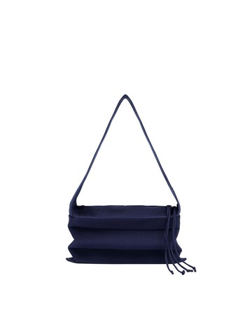 Pleated Lightweight Shoulder Bag [Navy]
