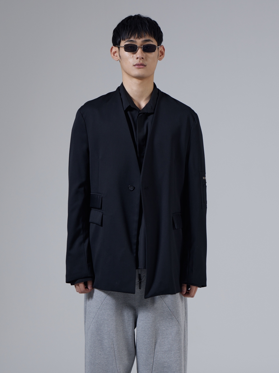 UNNORM IS DEAD Collarless One Button Blazer - Black