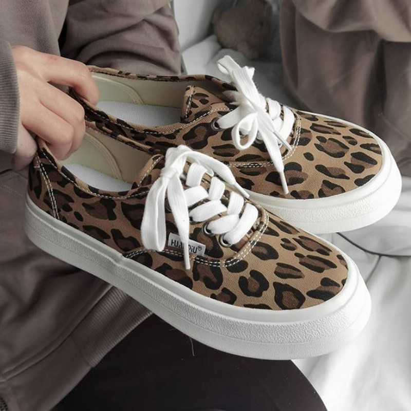 スニーカー レディース ヒョウ柄 レオパード キャンバススニーカー レディーススニーカー シューズ 靴 レディースシューズ レディース靴 レディースファッショ 通販 Lineポイント最大0 5 Get Lineショッピング