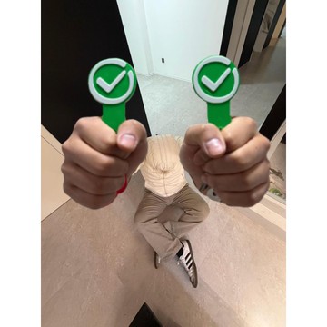 本土出貨🍯桃黑黑轉場!對錯舉手牌女生旅遊運鏡拍照道具美食測評手持指示牌