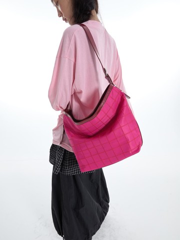 火龍果 尼尼大兜 繡格設計 尼龍大容量托特包 肩背斜背包