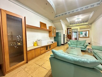 小舷好屋【近城隍廟】稀有透店⎮可自用可出租⎮地點強｜新竹市北區仁德街