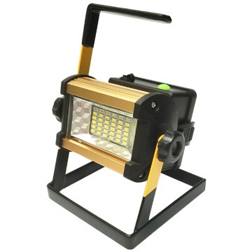 投射燈探照燈 多功能戶外50W 36LED充電強光投光燈(附18650電池4顆+直充線)