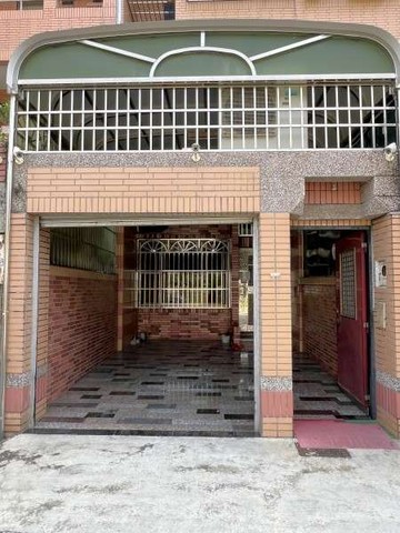 稀有釋出｜高大特區｜後勁溪河畔首排｜透天車墅｜高雄市楠梓區美昌街