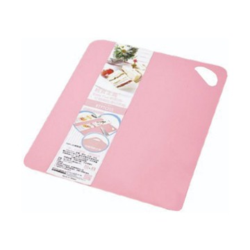 KEYTOSS 詰朵斯 輕鬆放 可彎曲防滑切菜板 MOON 立體壓紋構造 安全防滑 超薄輕量  38 x 28 x 0.08cm  顏色隨機  1個