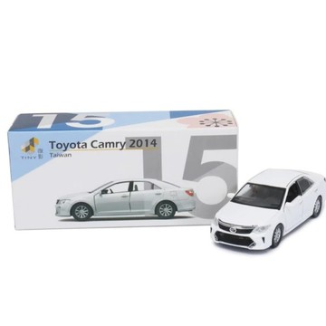 Tiny 台灣 TW15 - 豐田 Toyota Camry 2014 白色(左駕) ToysRUs玩具反斗城
