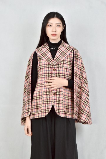 (XS（含）以下) gucci粉色披肩外套