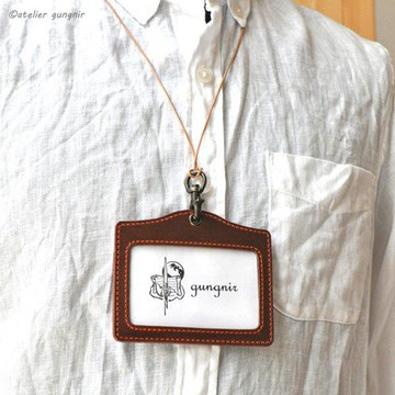 掛頸式票卡夾 No.8 Buttero