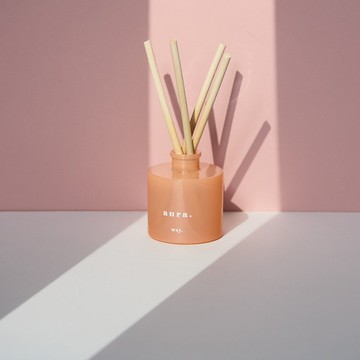 【英國 wxy】經典瓶裝擴香- aura.雲杉 &琥珀絨 /100ml