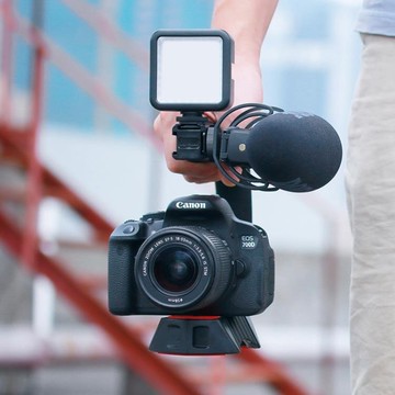 【八折下殺】拍照穩定器 手持U型防抖穩定器微單反相機手機通用多功能提手DV微電影跟拍架萬聖節狂歡 閒庭美家