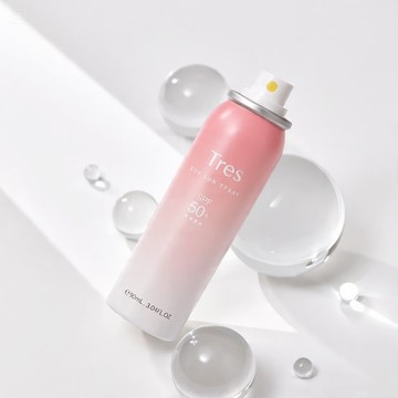零黏感防曬噴霧SPF50+ l 噴頭超細緻 快速成膜不花妝