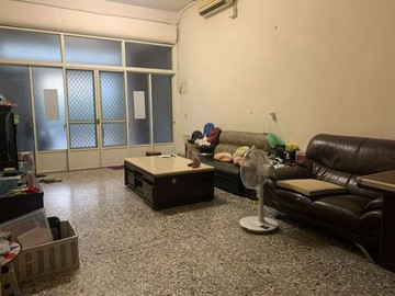 鄰近潭陽國小 勝利商圈 活巷臨路透天｜台中市潭子區福潭路